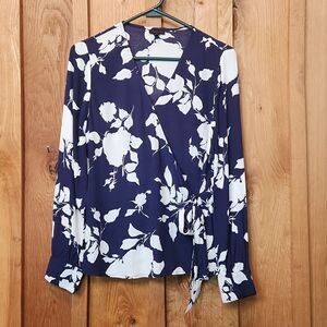 Talbots Poet Long Sleeve Wrap V-Neck Bohemian Blouse, XS, Blue & White Floral